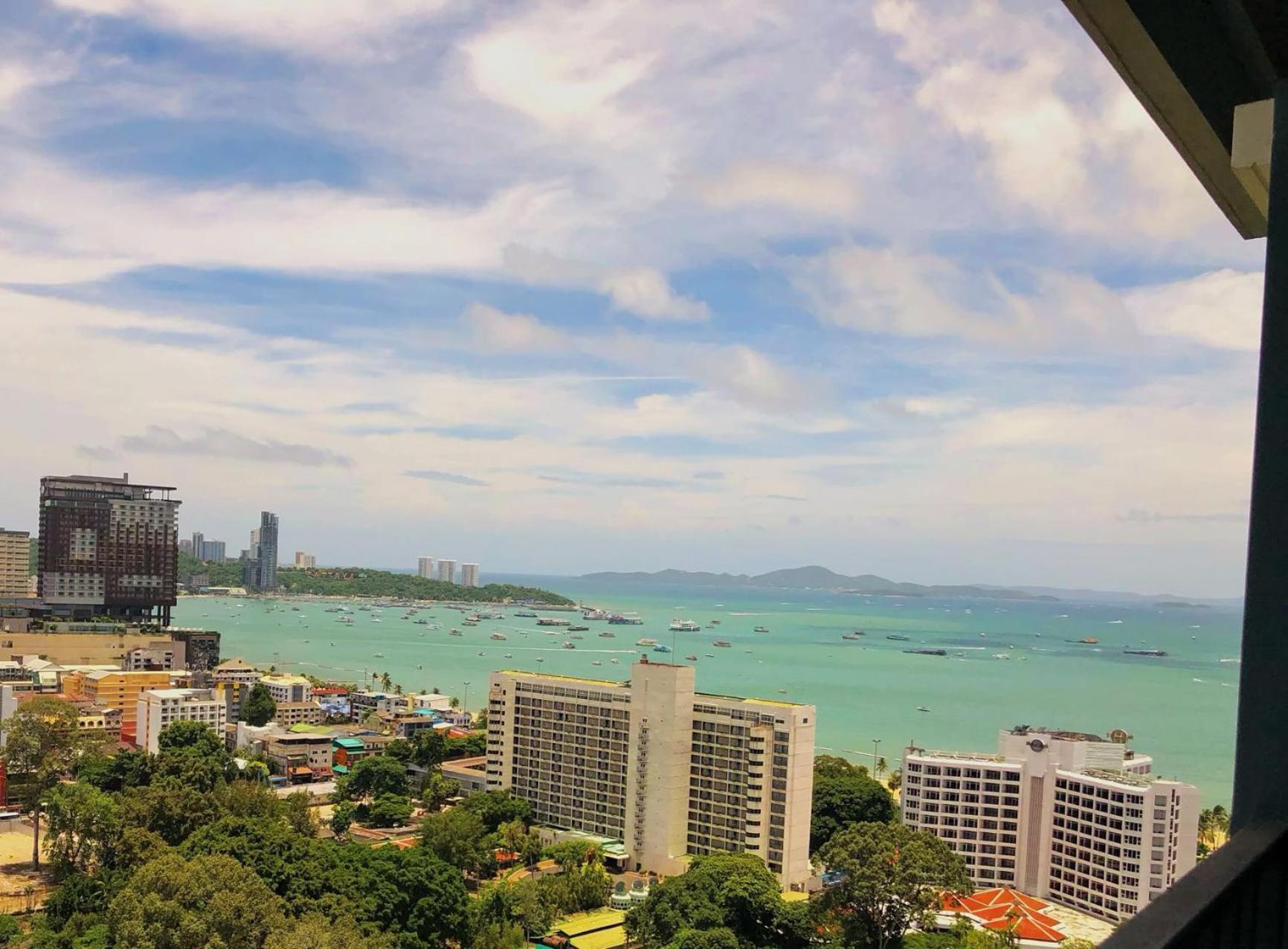 芭提雅fnb Central 无边泳池 Pattaya Exterior foto